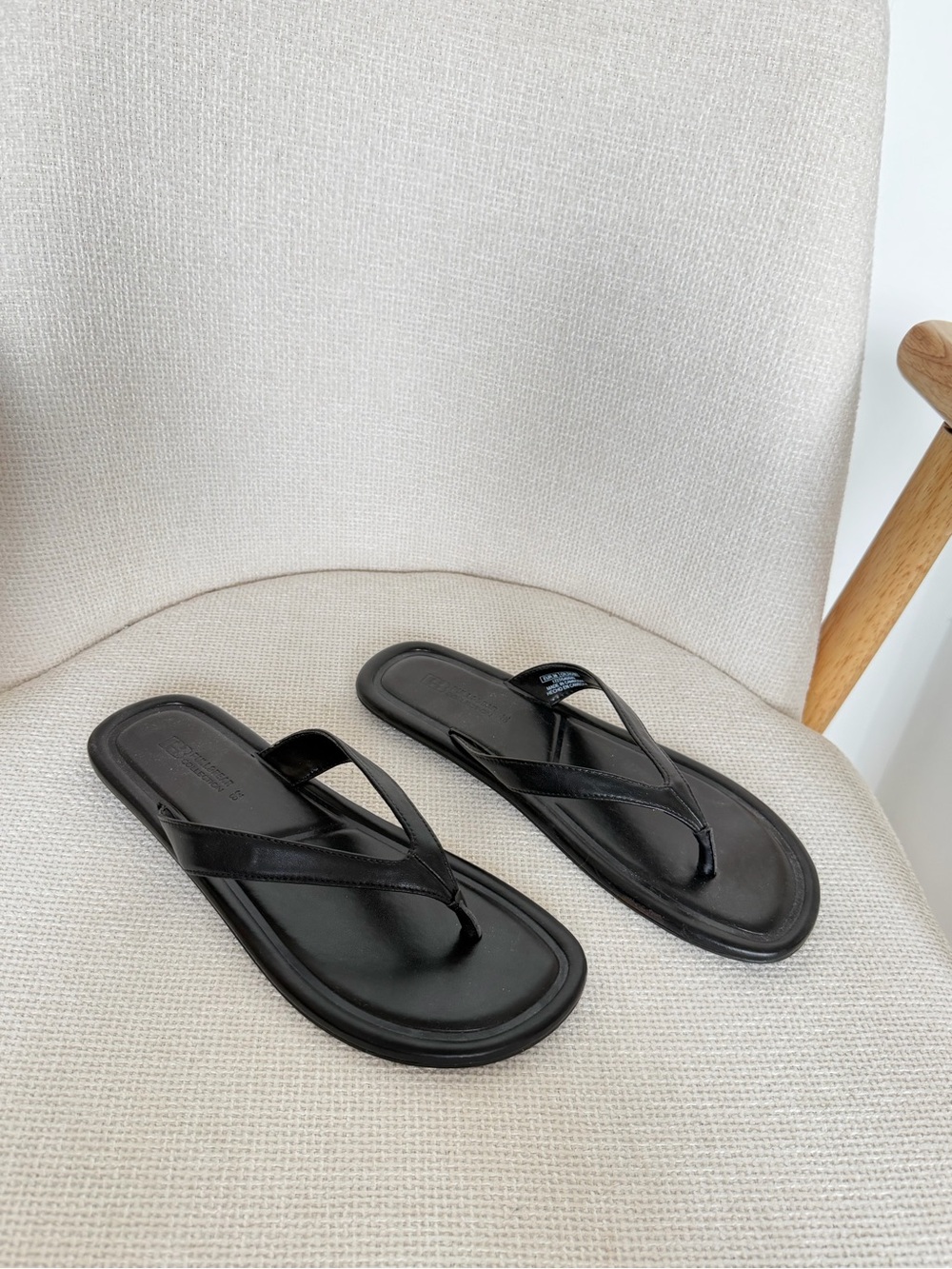 Pull&Bear Black Women's Thong Sandals - Picture 2 of 6